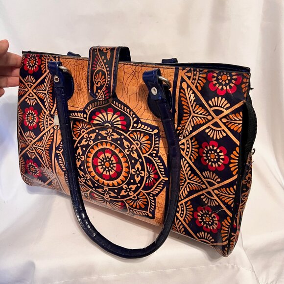 Shantiniketan Leather Indian Shoulder/Tote-Exclusive Batik Design Ethnic-Tan/Blu - Picture 12 of 16
